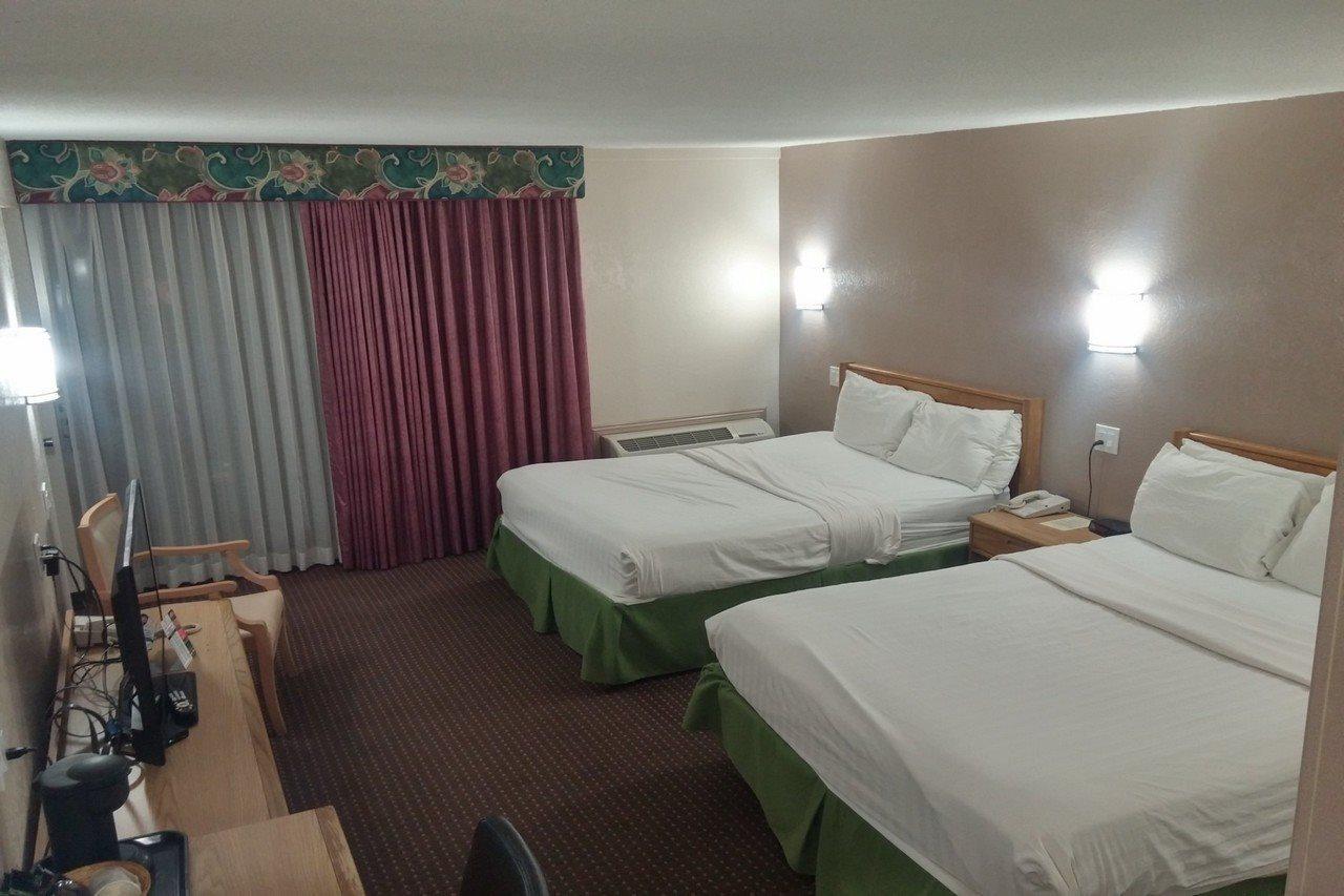 Hotel Ramada By Wyndham Grand Junction Exteriér fotografie