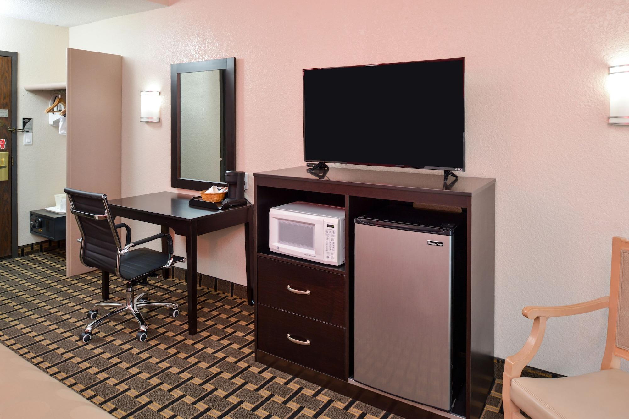 Hotel Ramada By Wyndham Grand Junction Exteriér fotografie