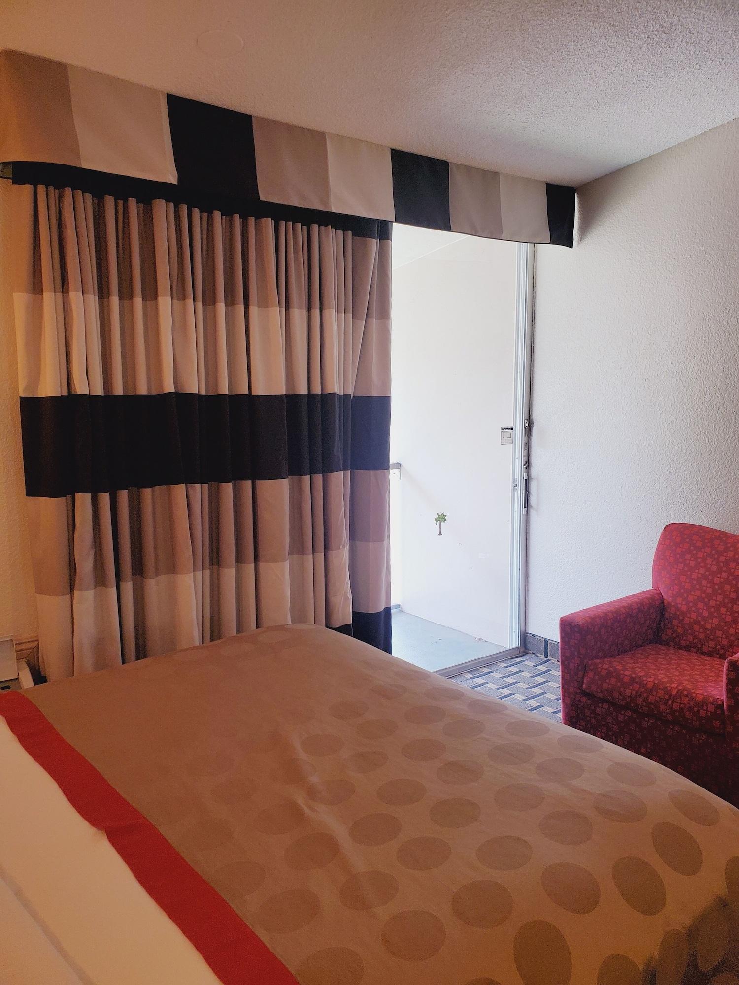 Hotel Ramada By Wyndham Grand Junction Exteriér fotografie